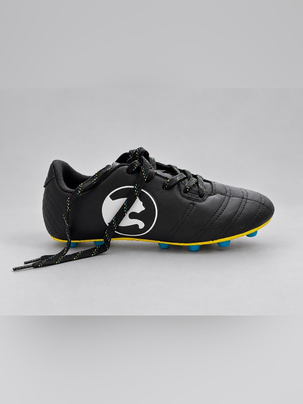 Puma Youth Soccer Cleats Black/Yellow β Size 3